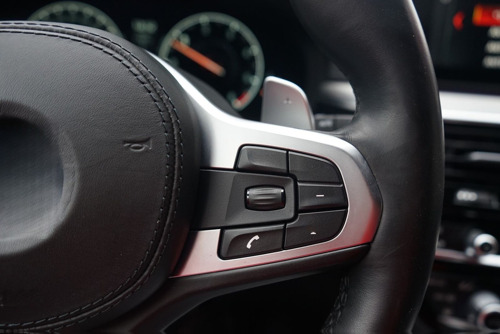 BMW 530d M Sport LED Navi ACC Head-Up Spurhalte PDC foto 24