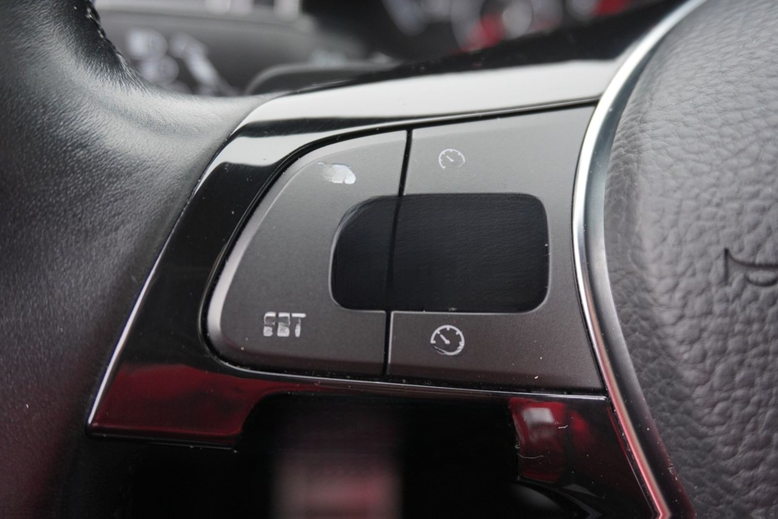 Volkswagen T-Roc 2.0 TSI Sport 4Motion DSG LED Navi ACC PDC foto 29