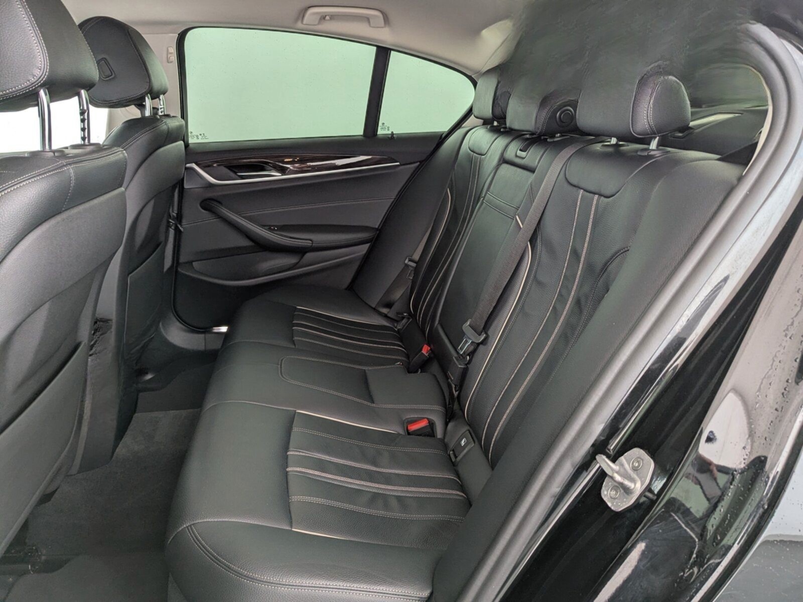 BMW 540i xDrive Luxury Line LED+NAVI+SHZ+RFK+LEDER+ foto 16