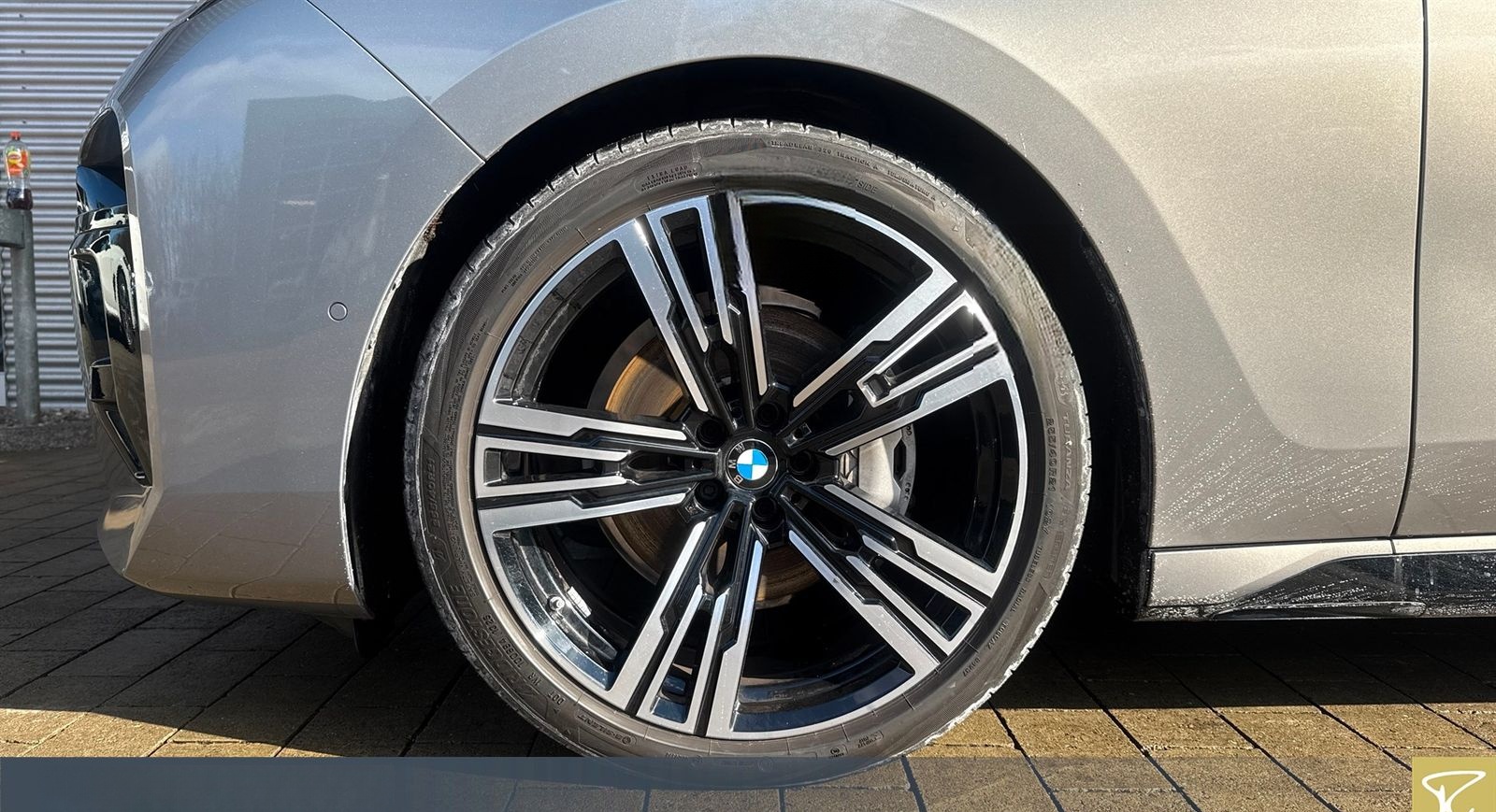 BMW 740d A xDrive M-Sport Navi ACC HUD Skylou Sitzhg foto 3