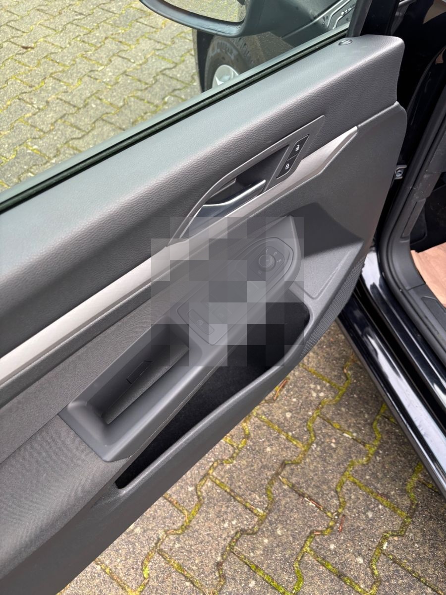 Volkswagen Golf VIII Lim. Life foto 12