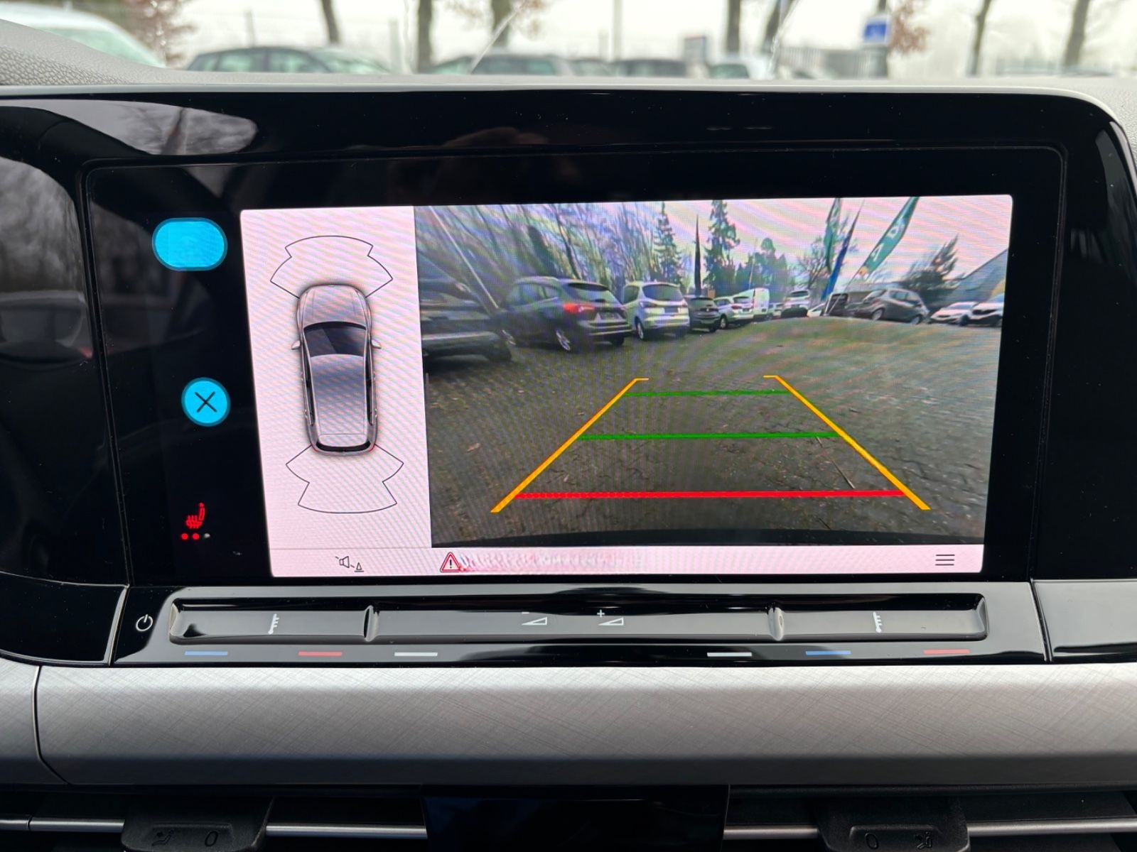 Volkswagen Golf VIII Lim. Life foto 17