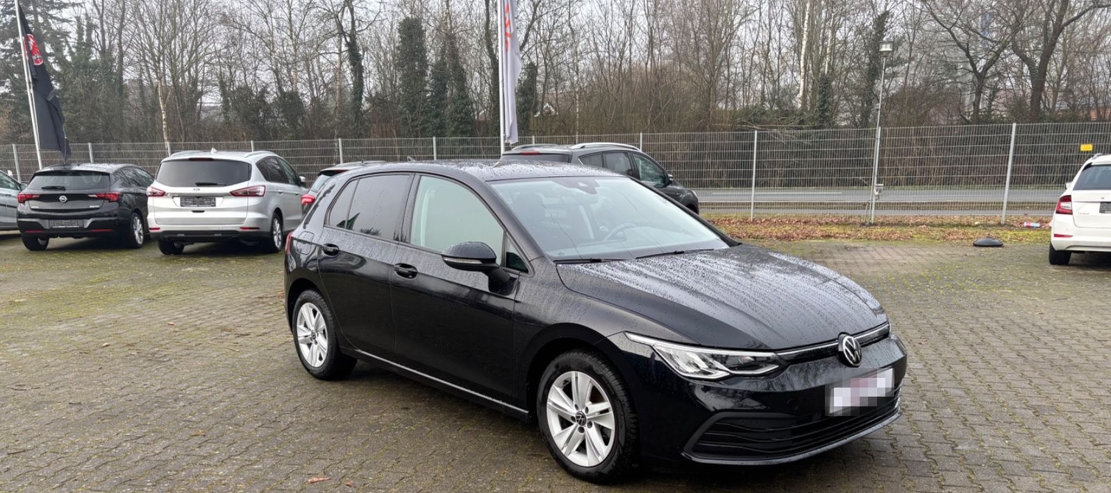 Volkswagen Golf VIII Lim. Life foto 3