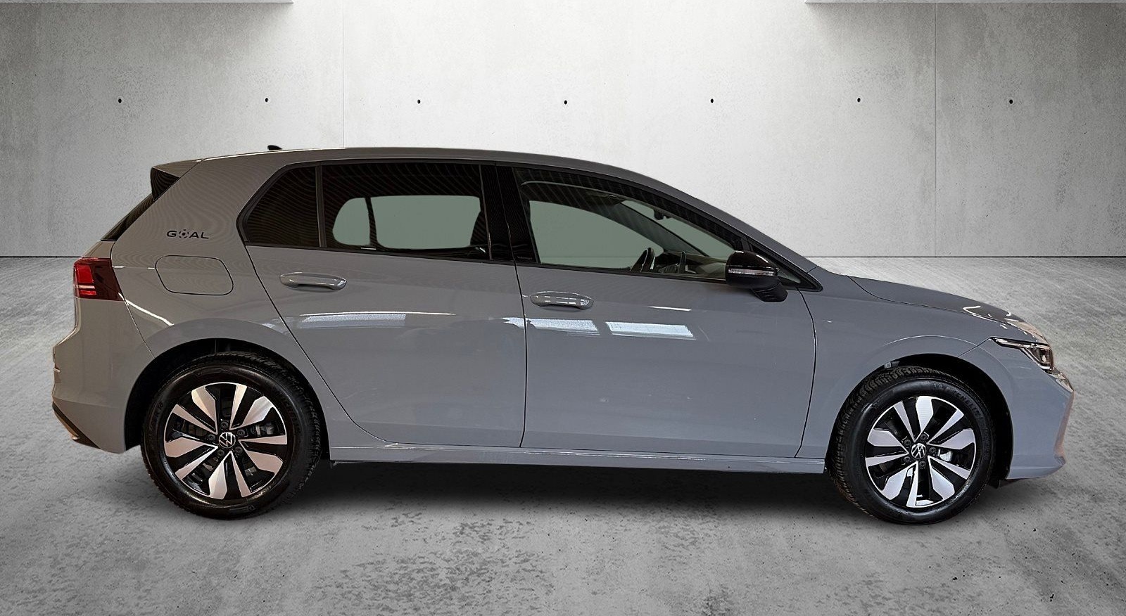 Volkswagen Golf VIII 1.5 eTSI Goal DSG LED Navi ACC PDC RFK foto 7