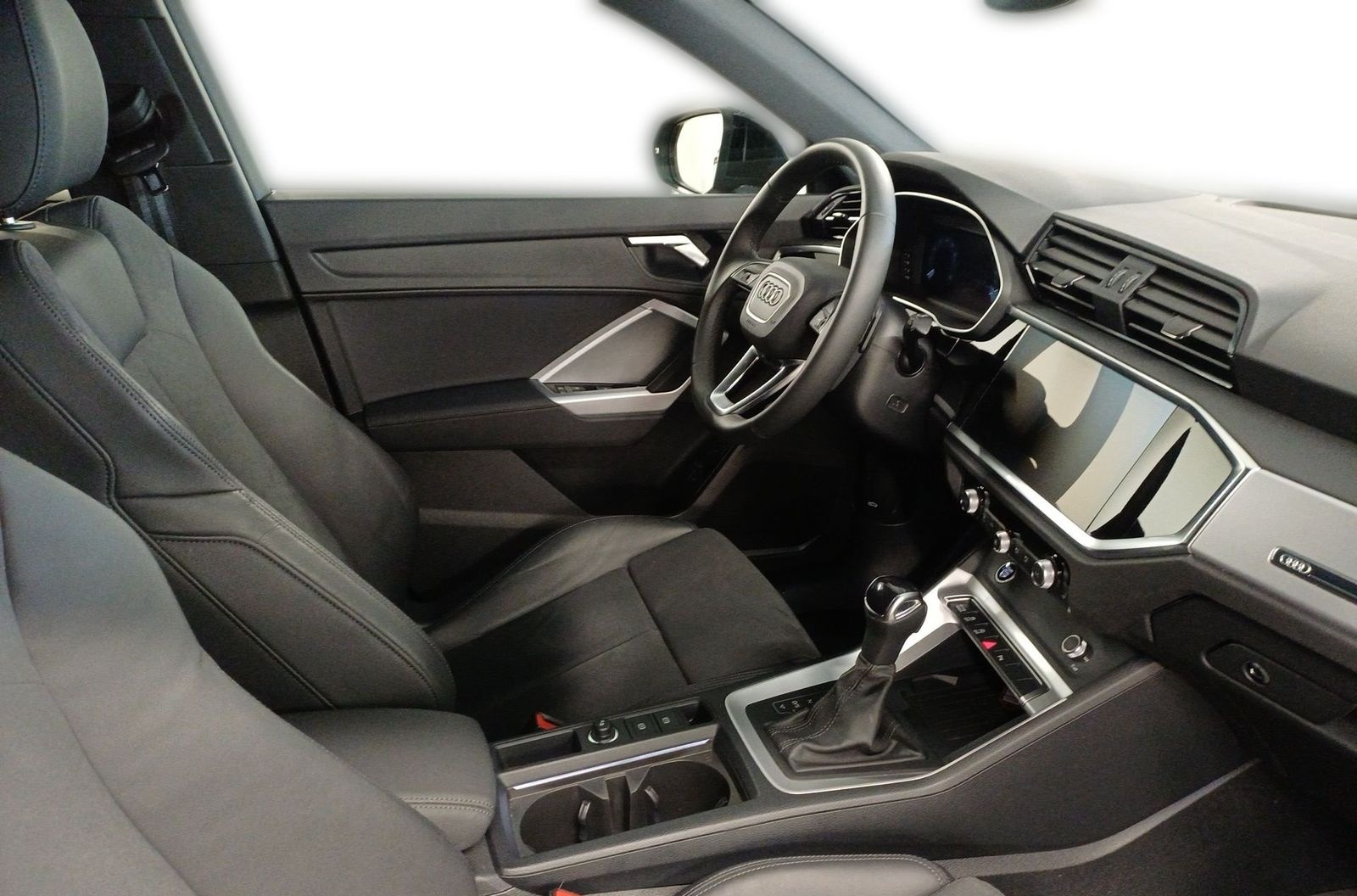 Audi Q3 Sportback S line *AHK*BLACKSTYLE*KAMERA*APP C foto 15