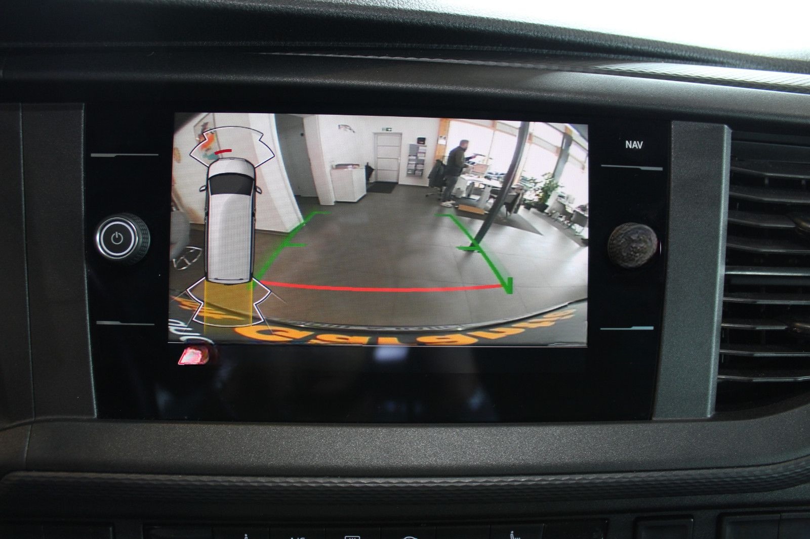 Volkswagen T6.1 Caravelle 2.0 TDI DSG lang Trendline foto 15