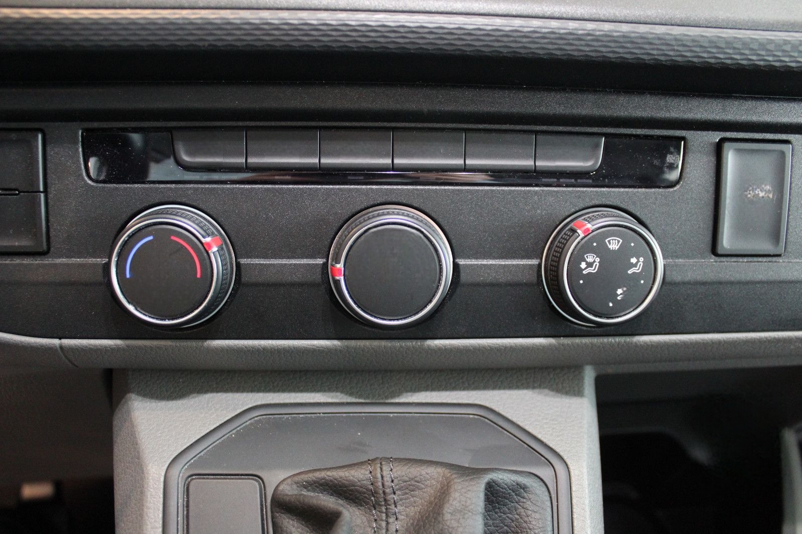 Volkswagen T6.1 Caravelle 2.0 TDI DSG lang Trendline foto 16