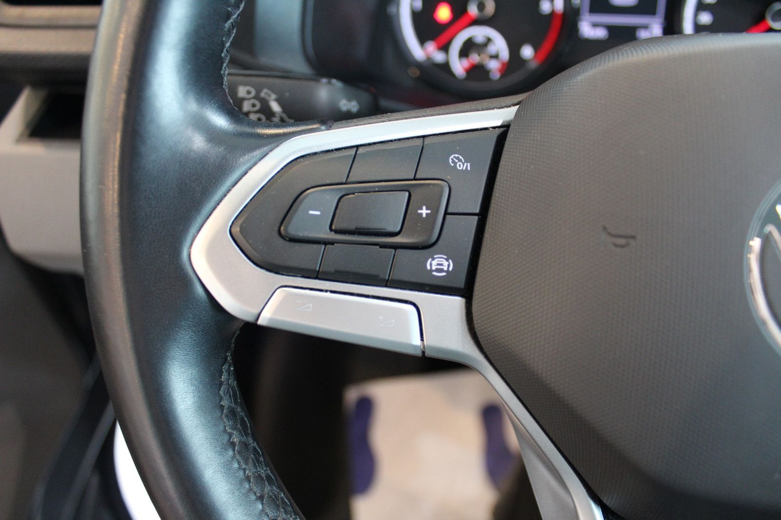 Volkswagen T6.1 Caravelle 2.0 TDI DSG lang Trendline foto 17