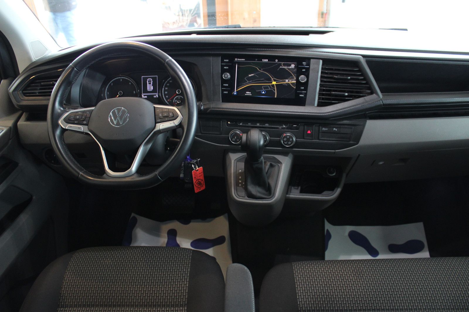 Volkswagen T6.1 Caravelle 2.0 TDI DSG lang Trendline foto 9