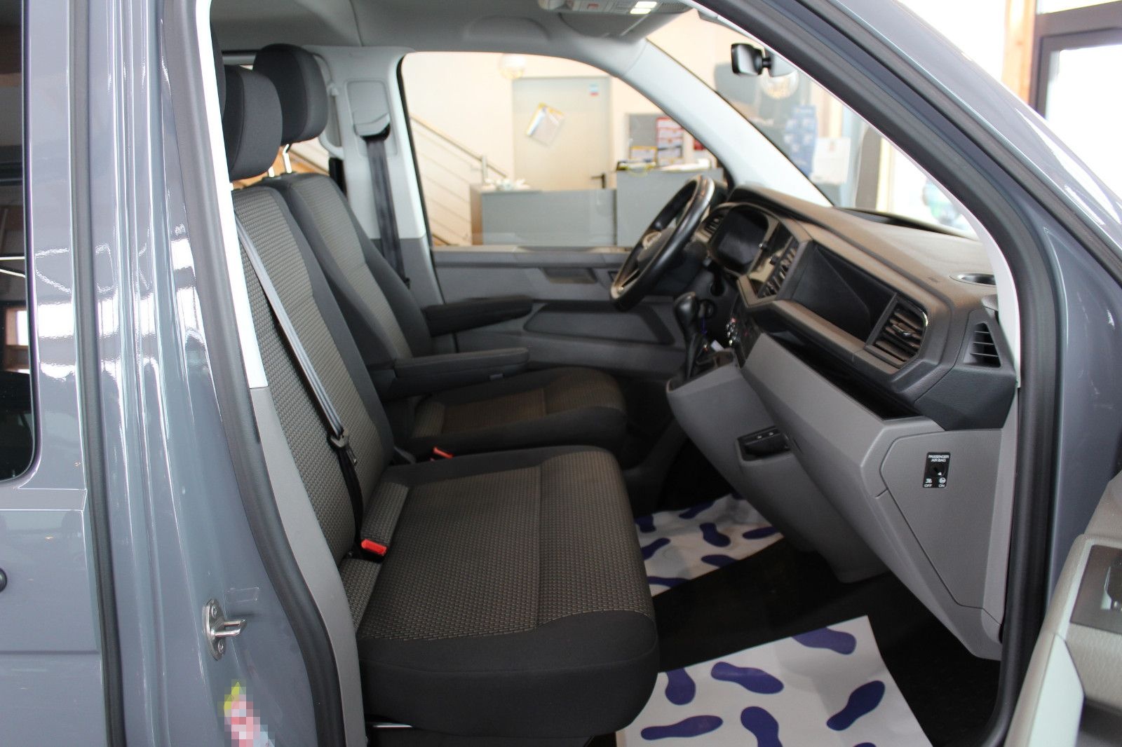 Volkswagen T6.1 Caravelle 2.0 TDI DSG lang Trendline foto 10