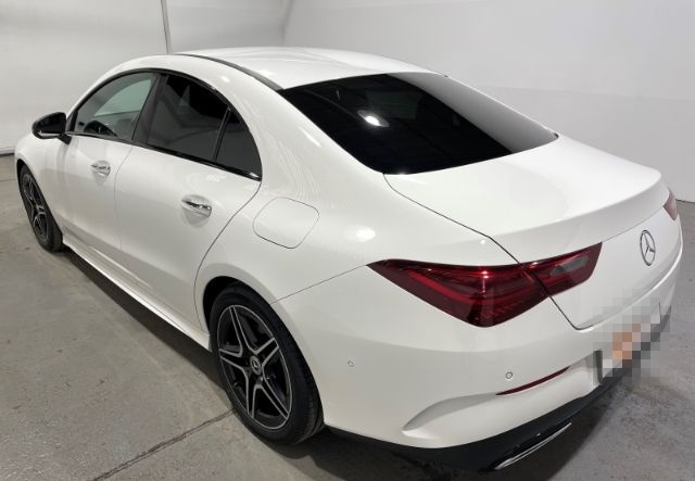 Mercedes-Benz CLA 200 d AMG-Line Automatik EU6d Leder Navi LED foto 2