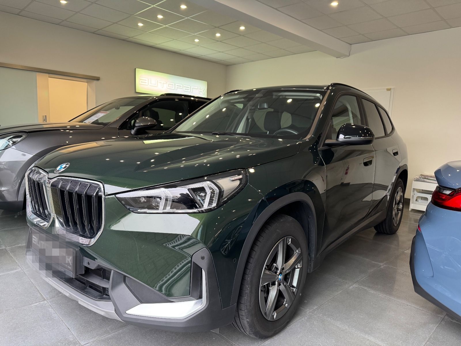 BMW X1 20dxDrive PANO DA+ Premium-Pa Comfort-Pa AHK foto 15