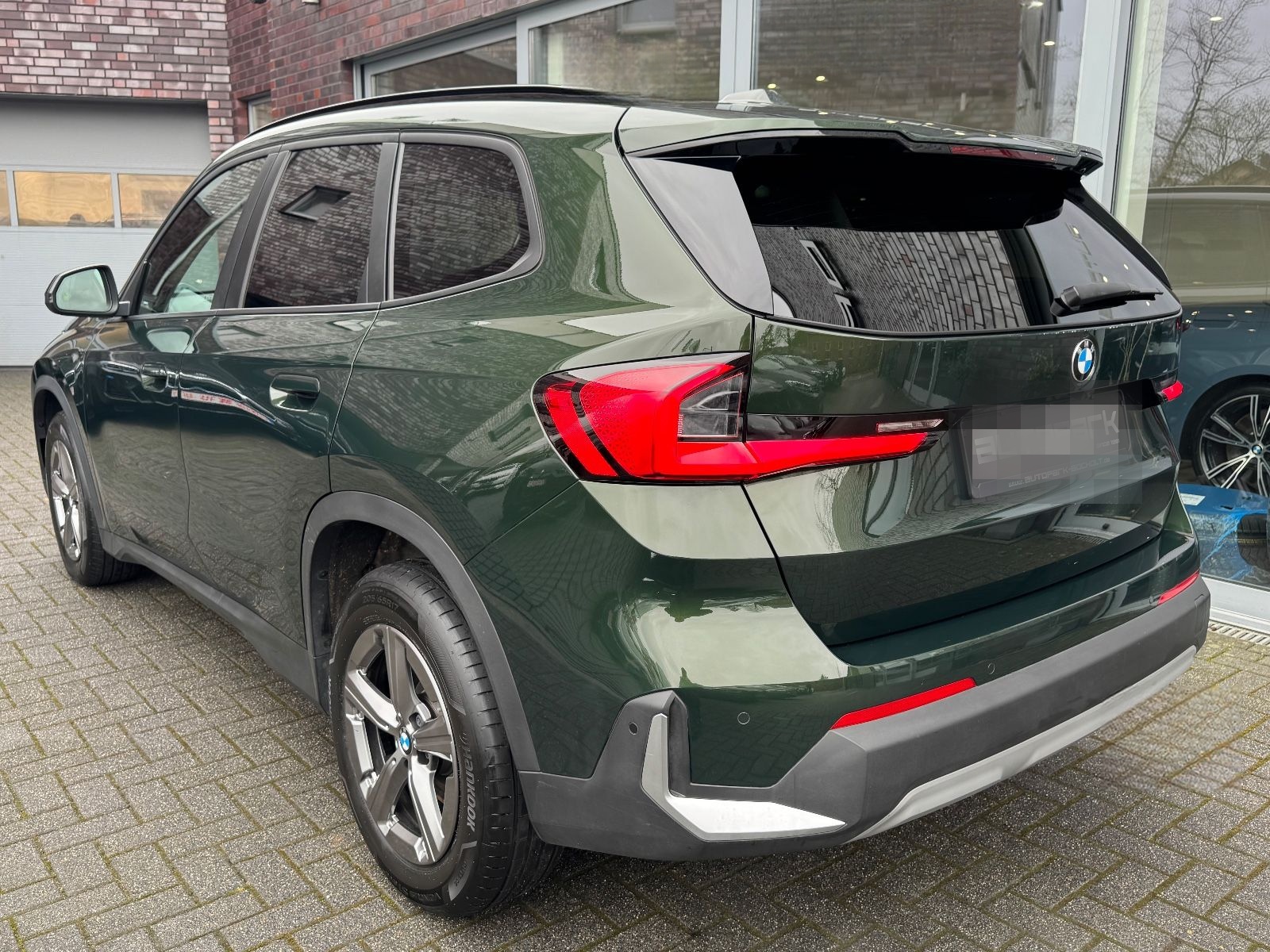 BMW X1 20dxDrive PANO DA+ Premium-Pa Comfort-Pa AHK foto 9