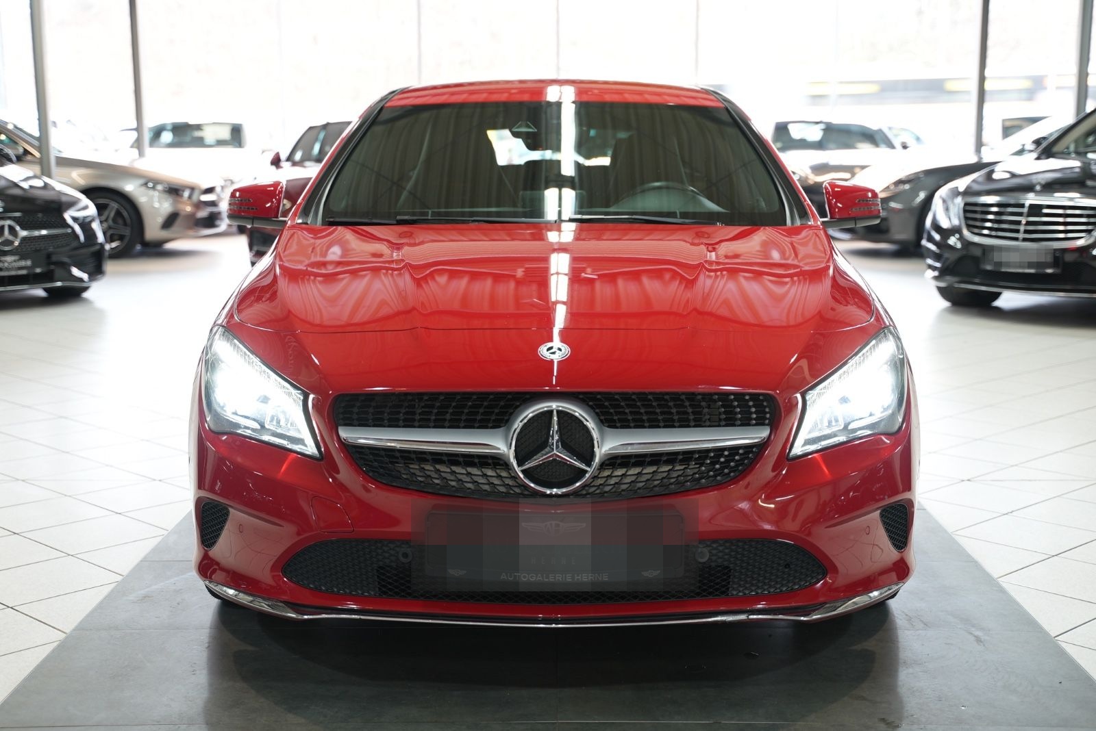 Mercedes-Benz CLA 200 SB*2.HAND*UNFALLFREI*AUTO*NAVI*LED*AHK* foto 2