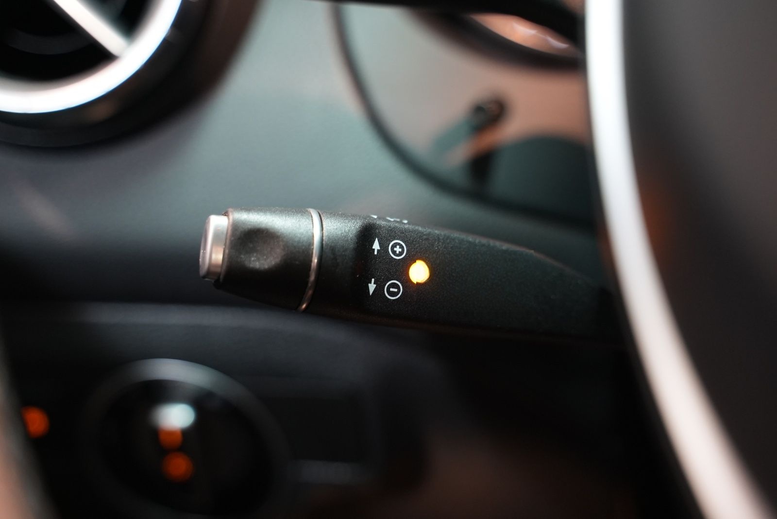 Mercedes-Benz CLA 200 SB*2.HAND*UNFALLFREI*AUTO*NAVI*LED*AHK* foto 22