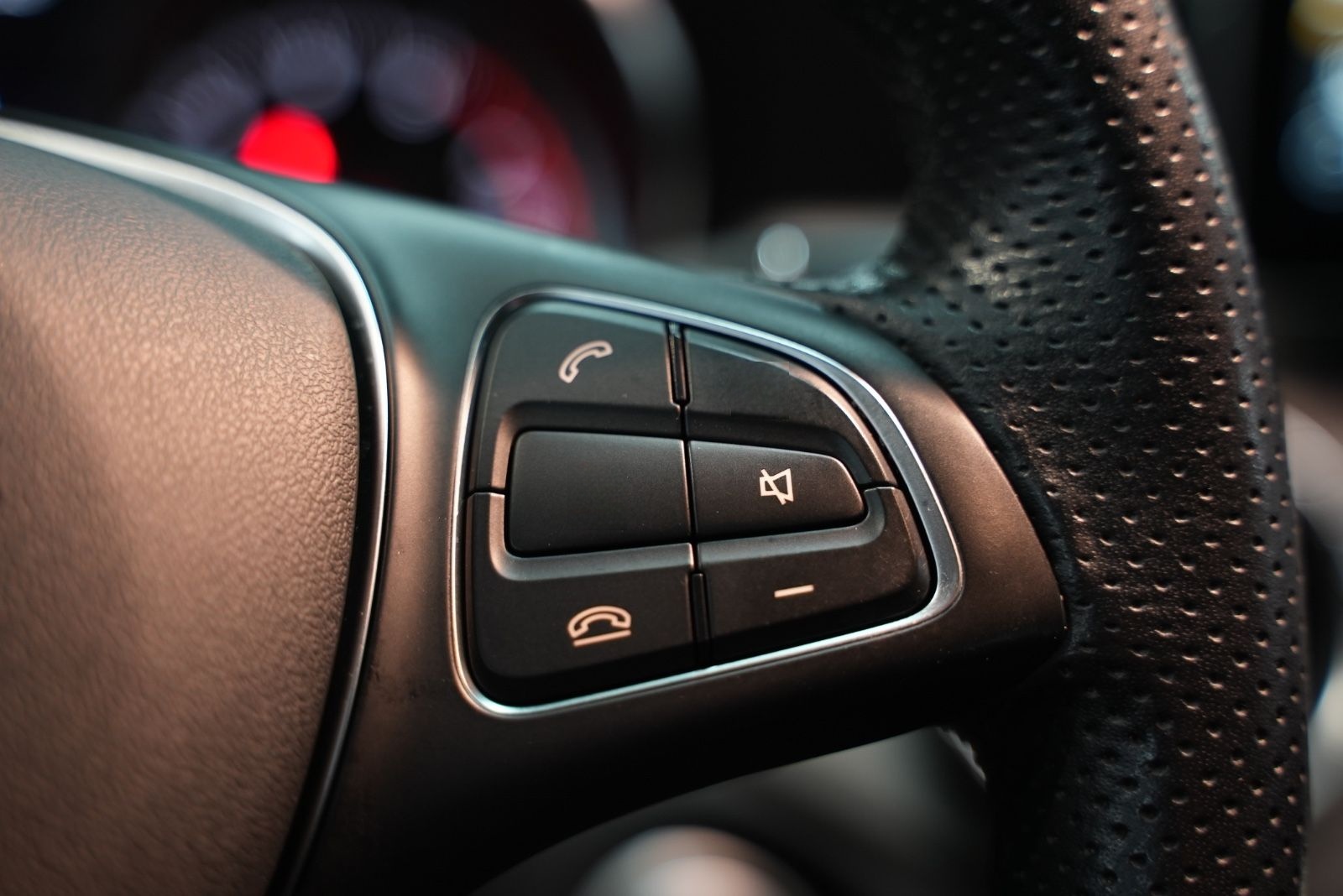 Mercedes-Benz CLA 200 SB*2.HAND*UNFALLFREI*AUTO*NAVI*LED*AHK* foto 24