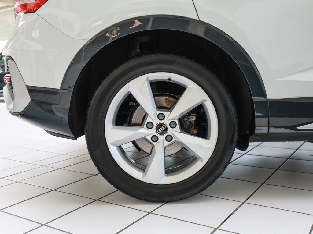 Audi Q3 Sportback S line 35 TDI S tronic AHK ACC LED foto 6