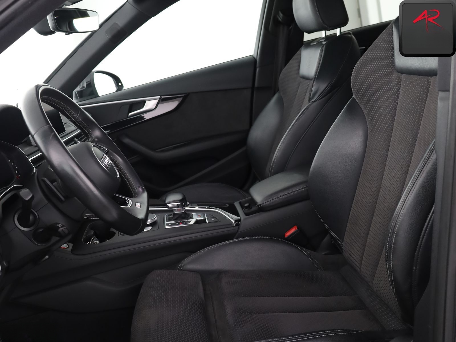 Audi S4 Avant 3.0 TFSI qu SH,KEYLESSGO,MATRIX,BANG+O foto 10