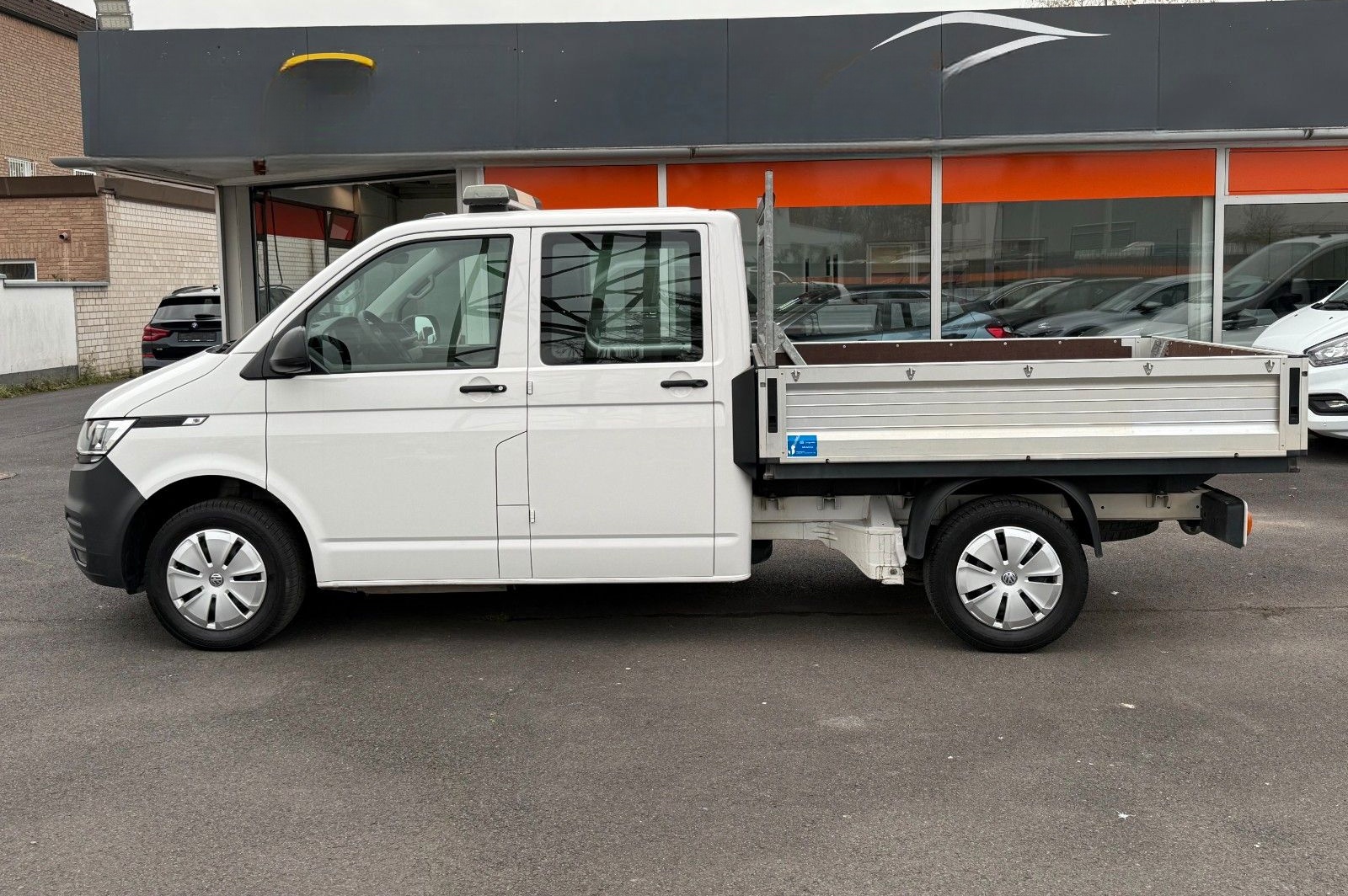 Volkswagen T6 Transporter Pritsche/NAVI/CARPLAY/DAB+/AHK foto 4