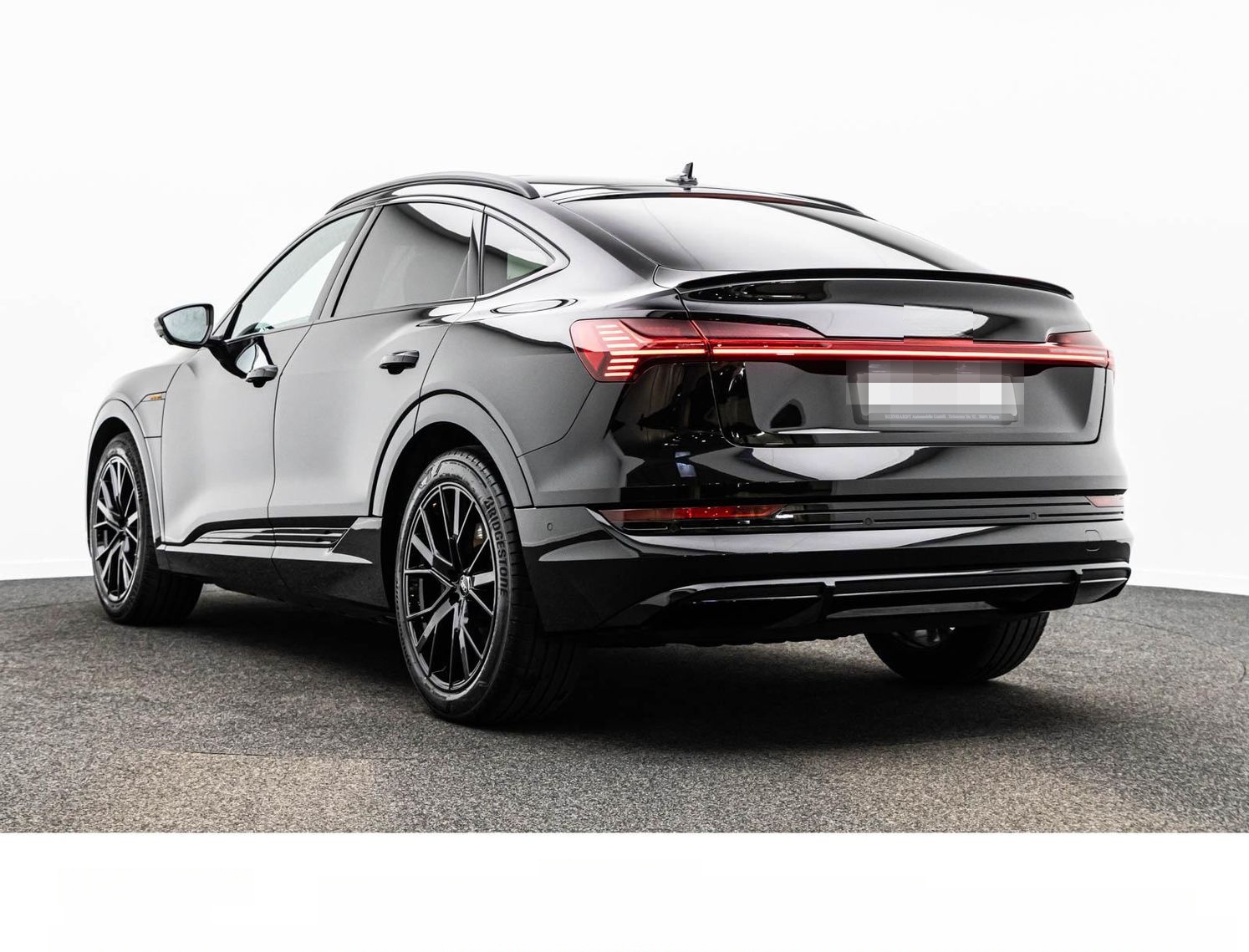 Audi E-TRON SPORTBACK 55 S LINE ALL-BLACK PANO/360° foto 11