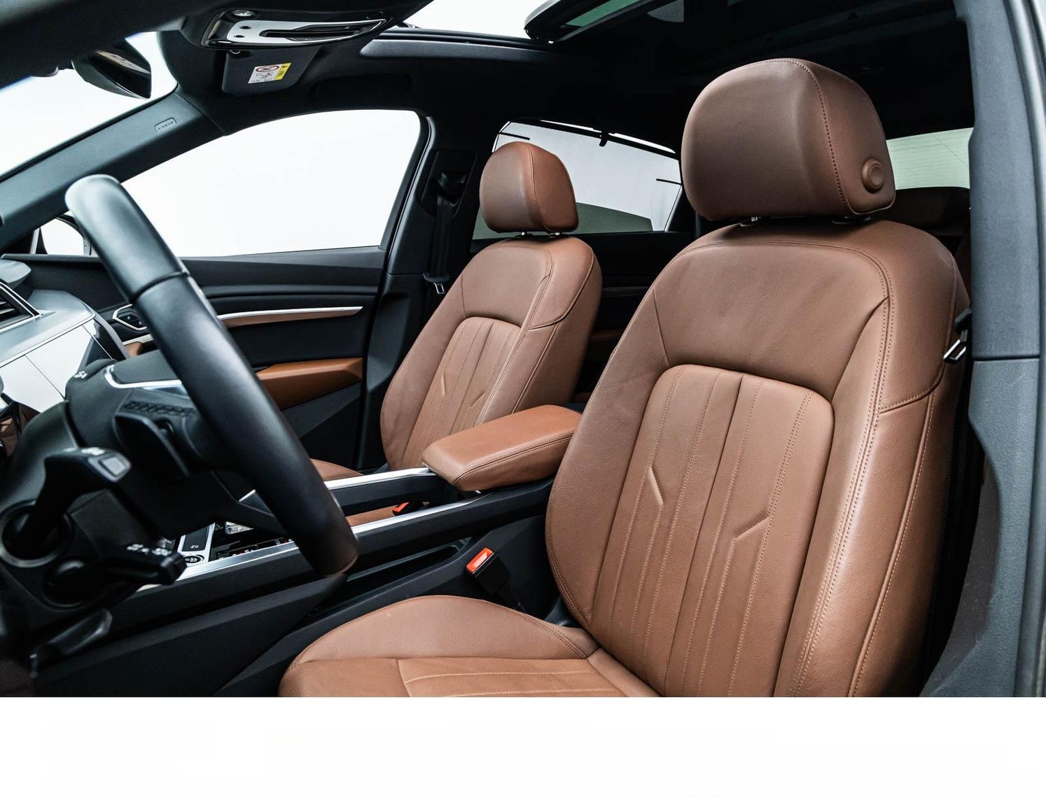 Audi E-TRON SPORTBACK 55 S LINE ALL-BLACK PANO/360° foto 15