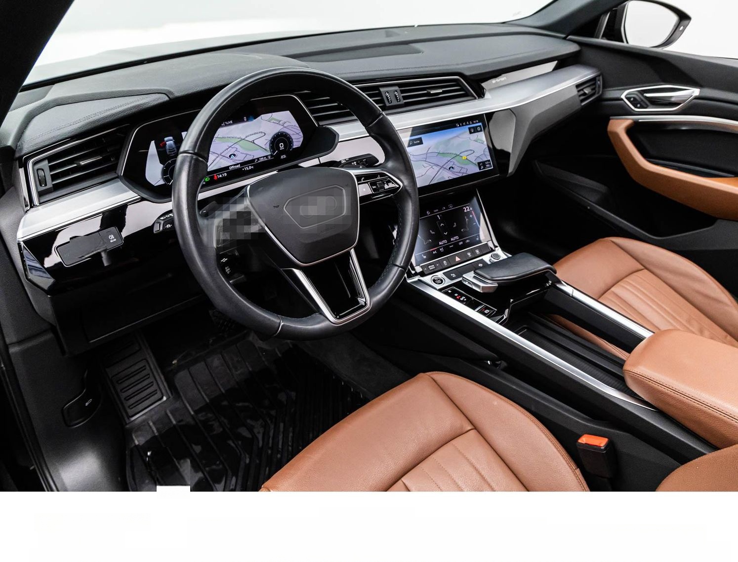 Audi E-TRON SPORTBACK 55 S LINE ALL-BLACK PANO/360° foto 16