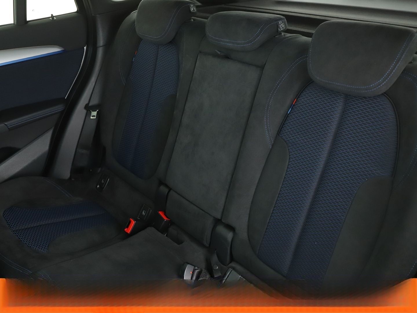 BMW sDrive 20i M Sport Aut.*NAVI*HUD*LED*ACC*CAM*SHZ foto 14