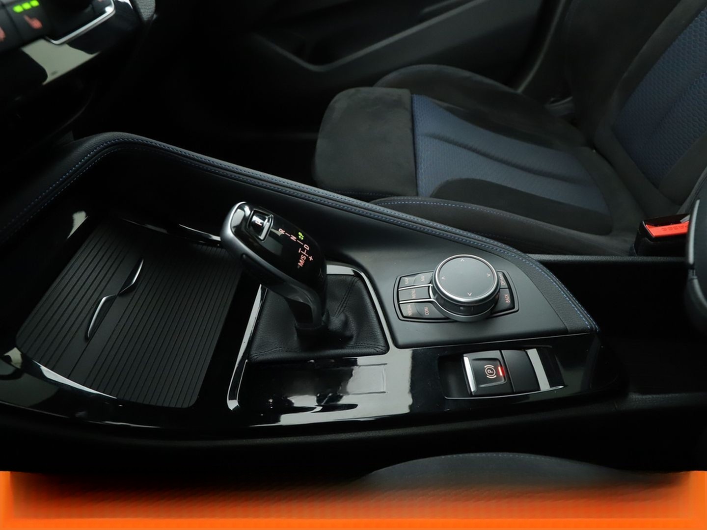 BMW sDrive 20i M Sport Aut.*NAVI*HUD*LED*ACC*CAM*SHZ foto 24