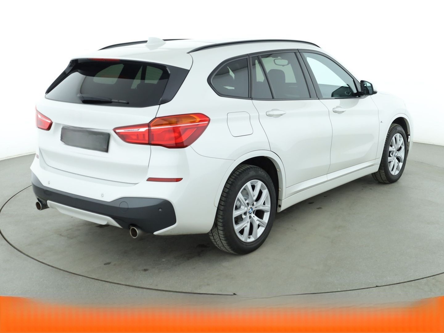 BMW sDrive 20i M Sport Aut.*NAVI*HUD*LED*ACC*CAM*SHZ foto 6