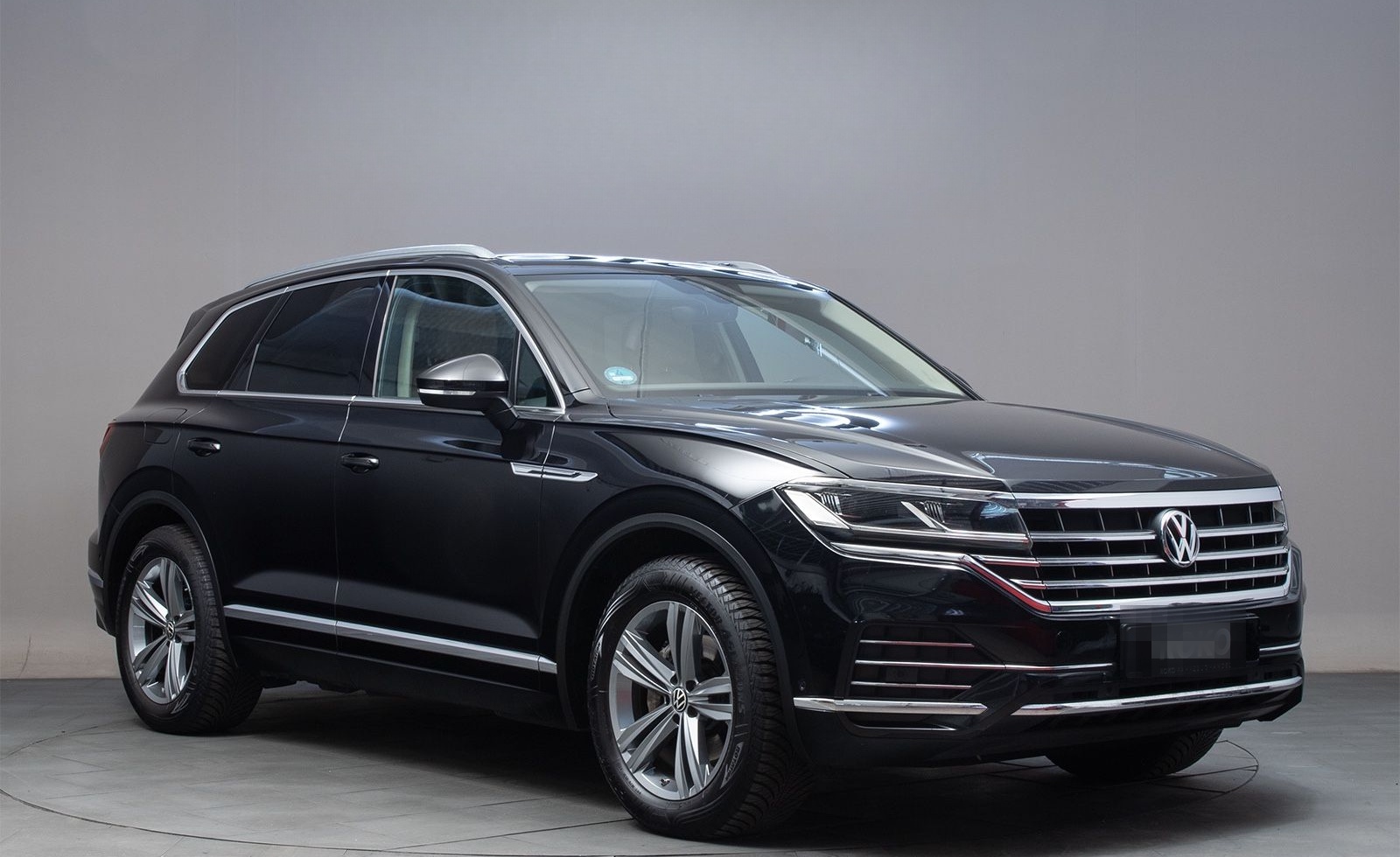 Volkswagen Touareg LED Leder CAM StandH.AIR LenkHz.AHK Memo foto 3