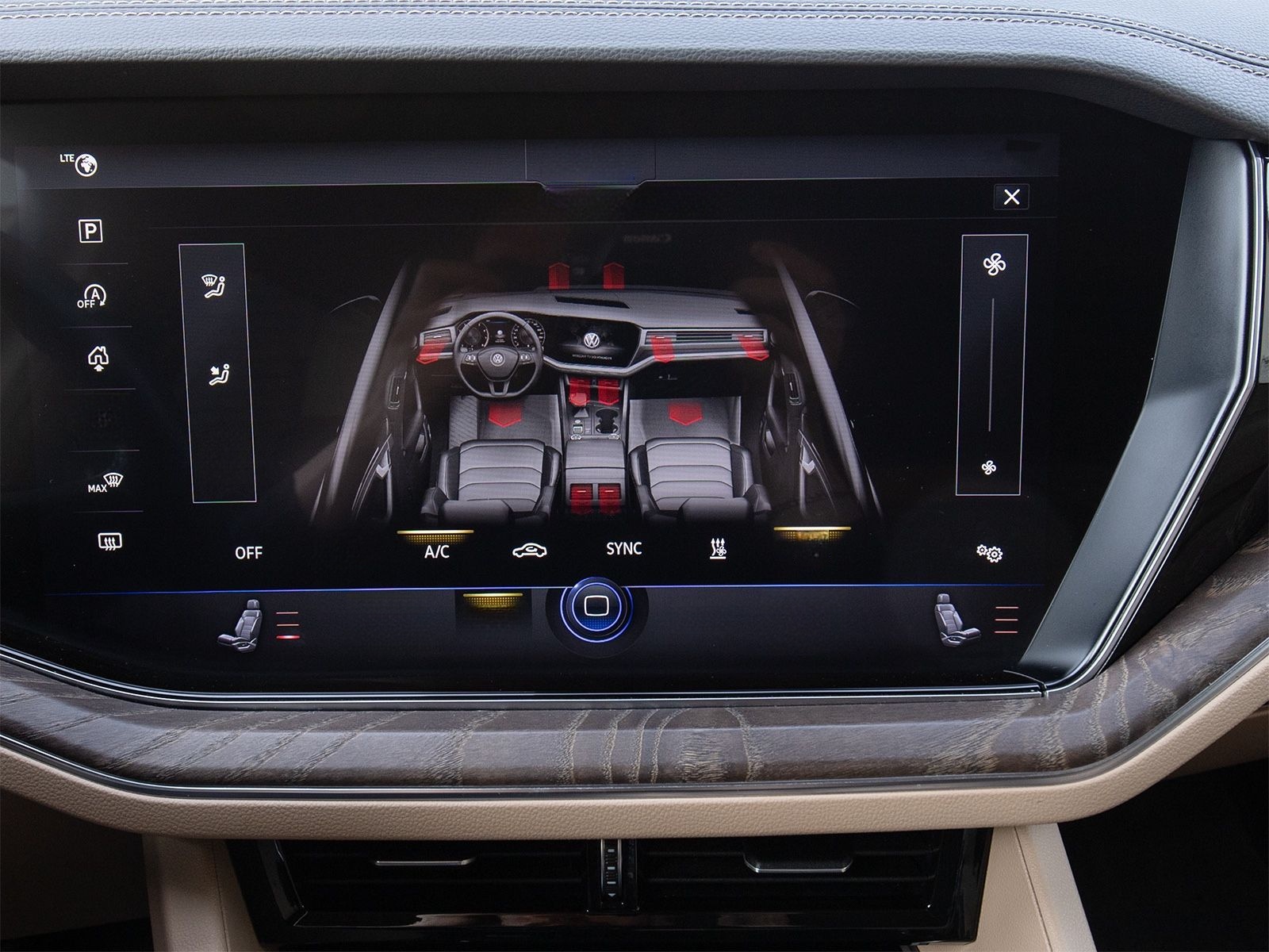 Volkswagen Touareg LED Leder CAM StandH.AIR LenkHz.AHK Memo foto 22