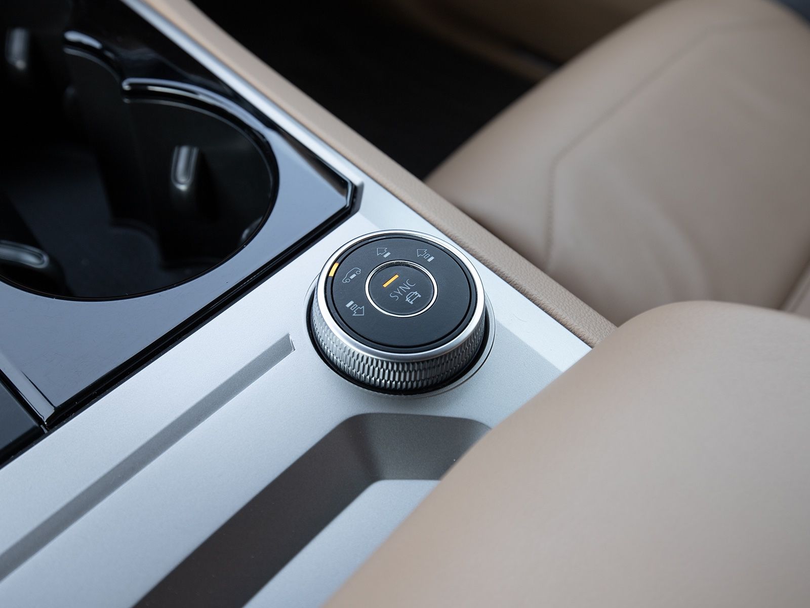 Volkswagen Touareg LED Leder CAM StandH.AIR LenkHz.AHK Memo foto 24
