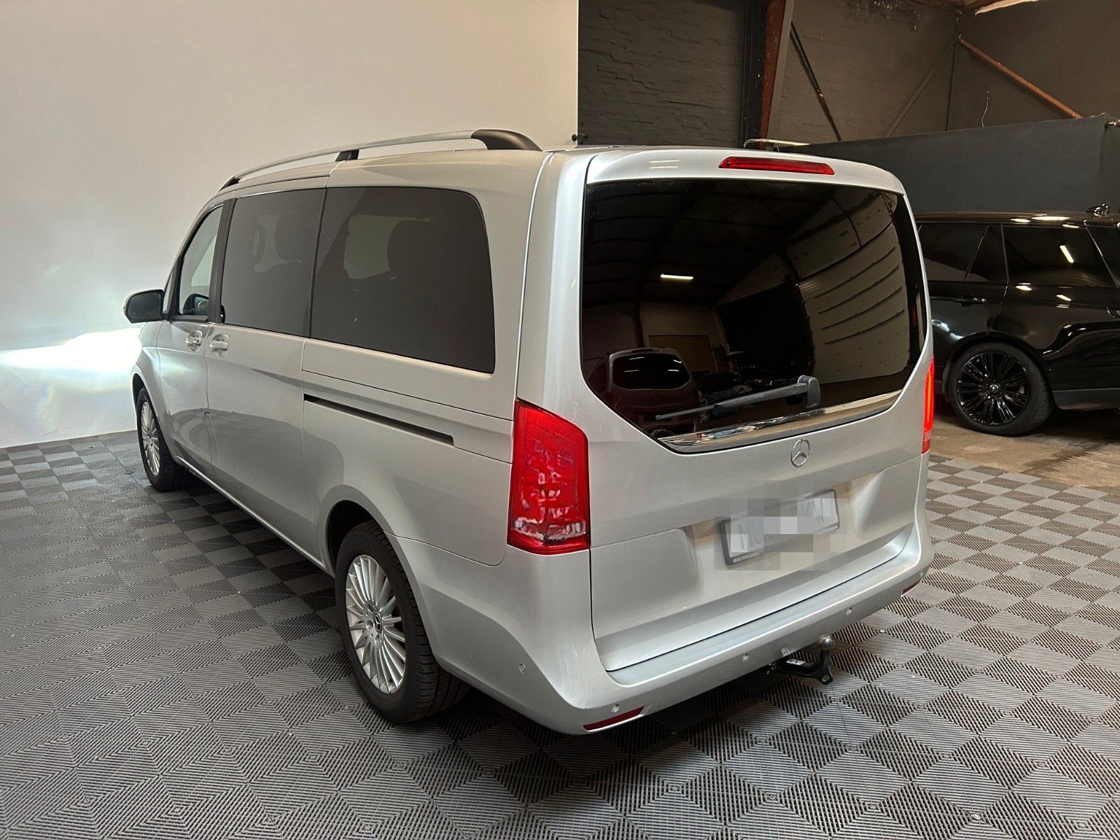 Mercedes-Benz V250d lang 4M Edition *LED-AHK-Pano-ACC* foto 2