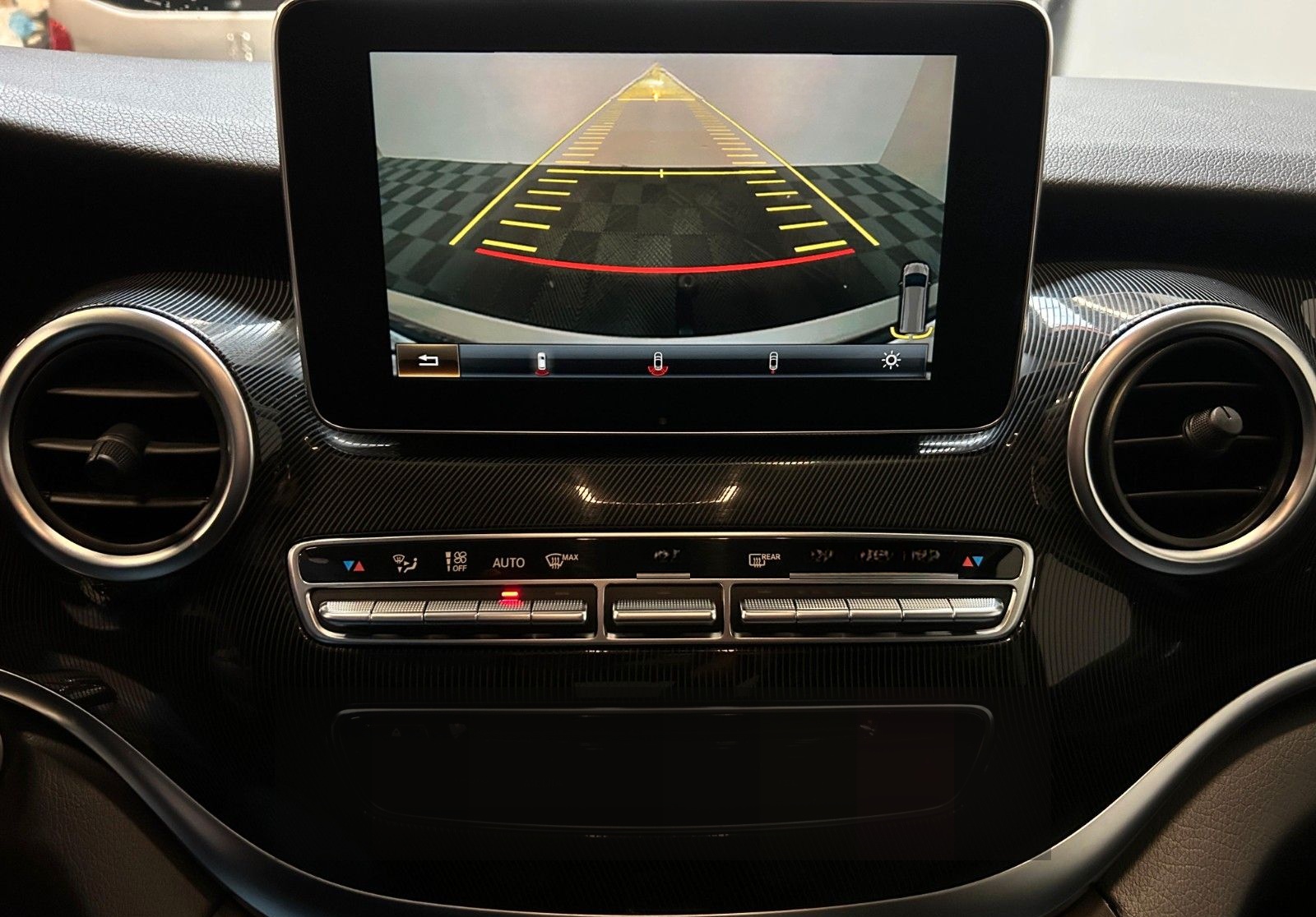 Mercedes-Benz V250d lang 4M Edition *LED-AHK-Pano-ACC* foto 18