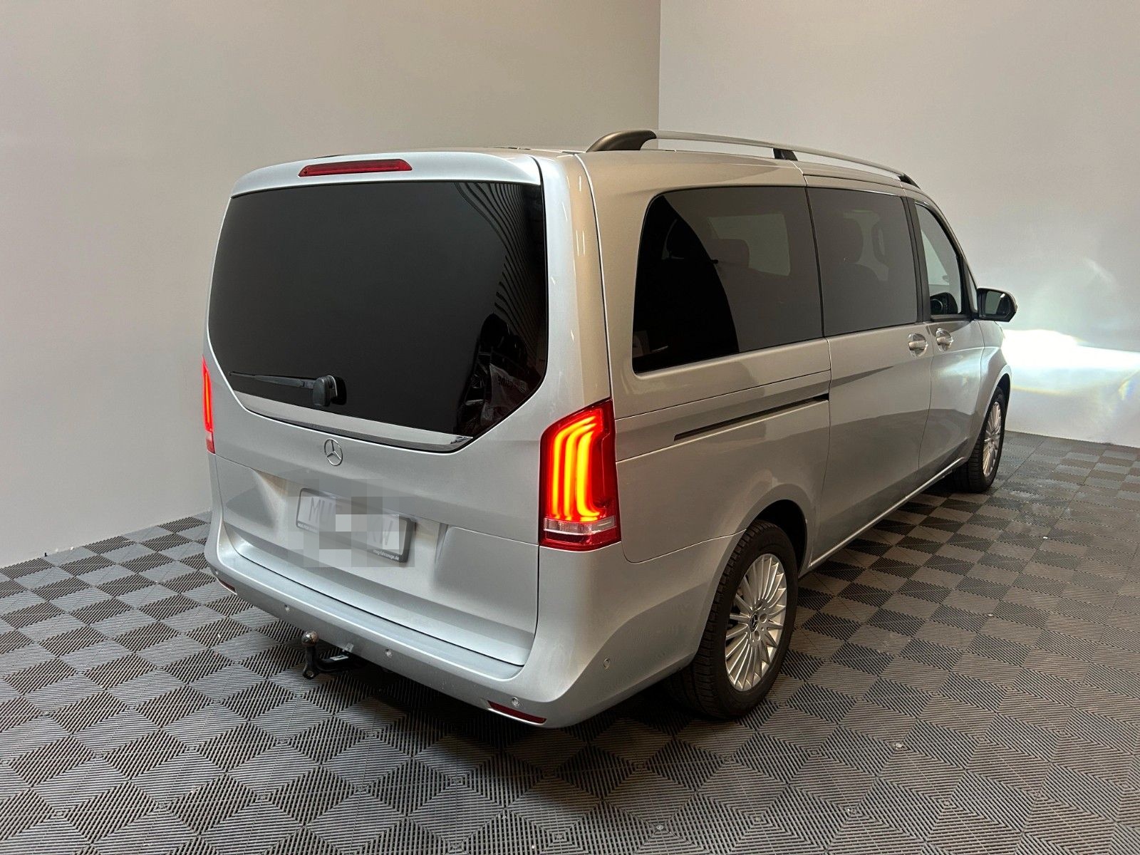 Mercedes-Benz V250d lang 4M Edition *LED-AHK-Pano-ACC* foto 4