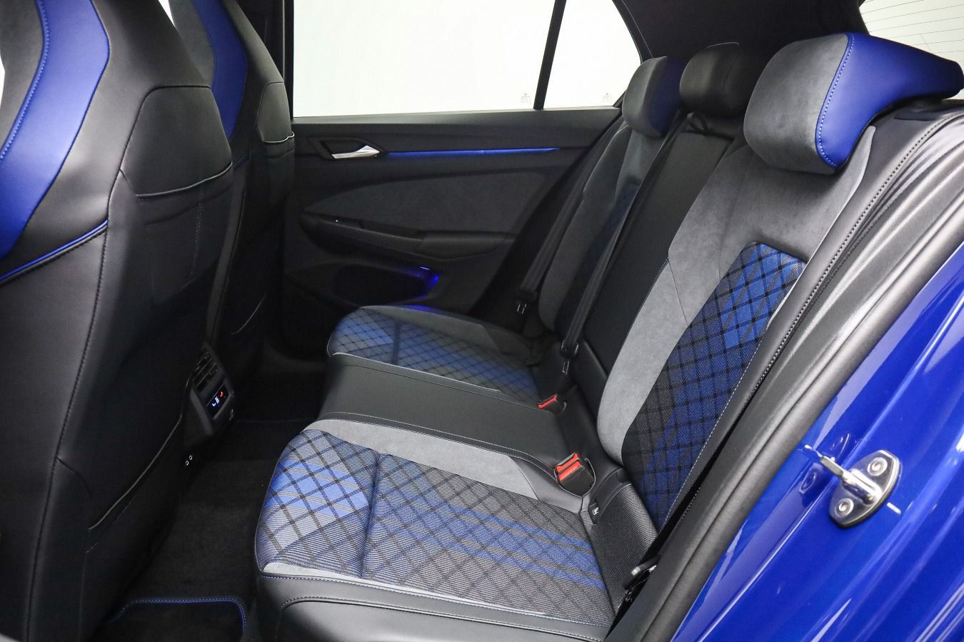 Volkswagen Golf R 4M Black Style, Performance, Pano, Matrix foto 12