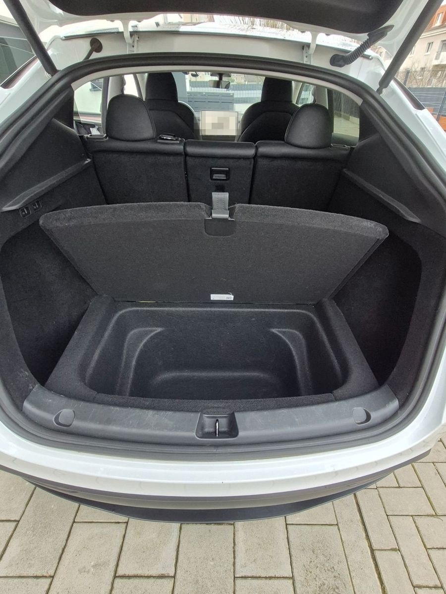 Tesla Model Y Long Range AWD  Export EU möglich foto 12