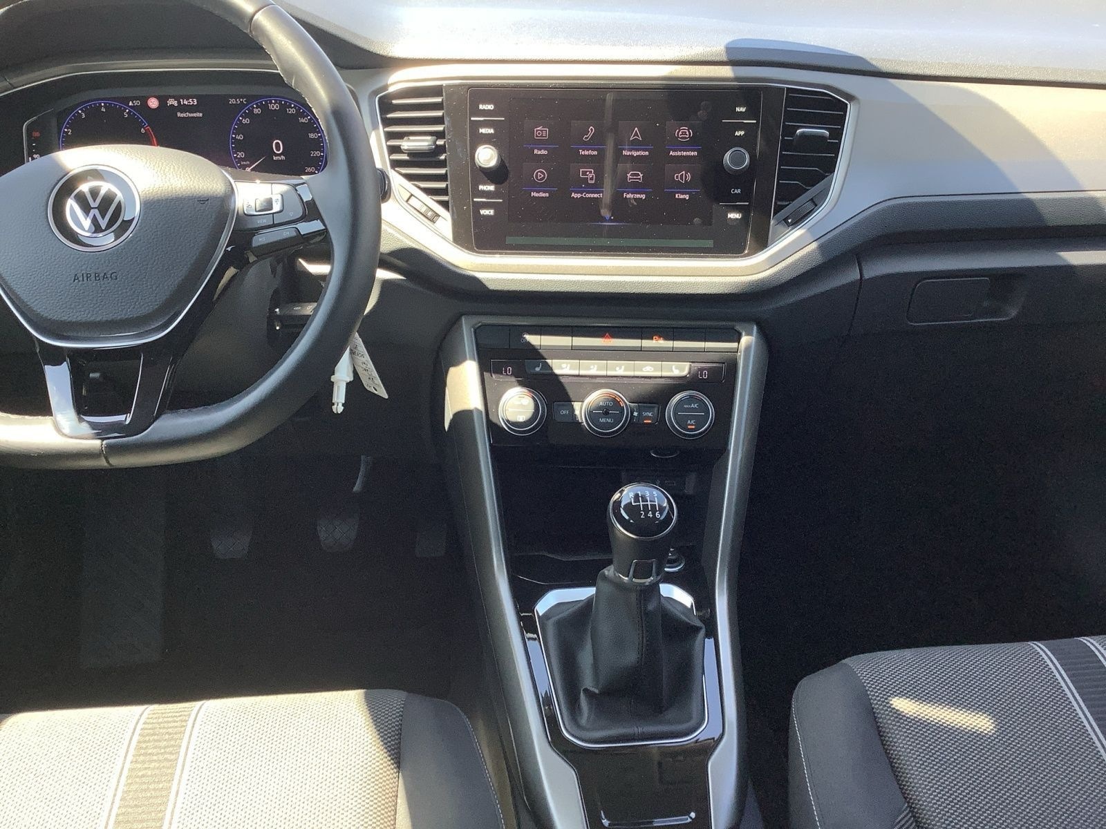Volkswagen T-Roc 1.0TSI STYLE NAVI+LED+KAMERA+ACC foto 11