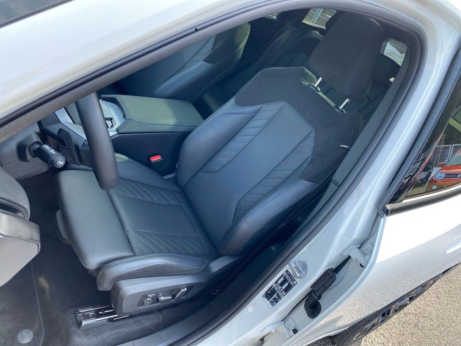 BMW X3 20d xDrive M Sport Pano DA Prof. STH AHK 20 foto 11