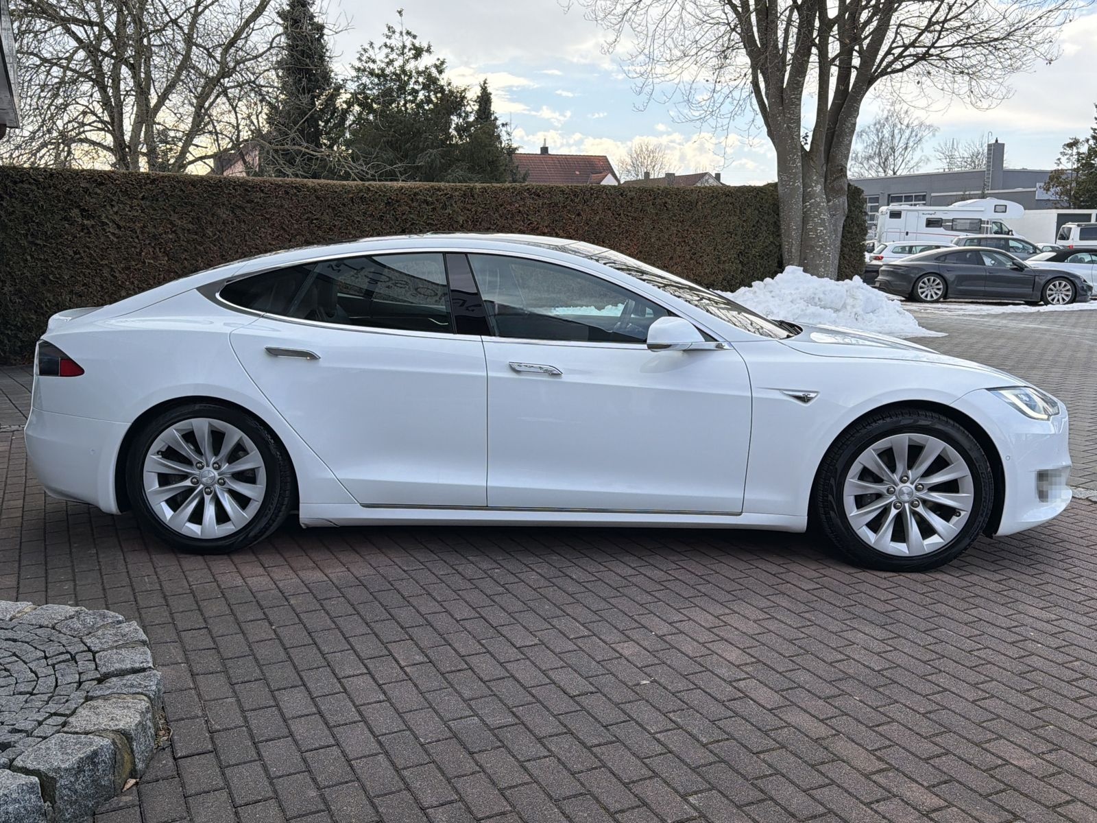 Tesla Model S 75 Dual Drive aus 1. Hand SC01 Free SUC foto 6