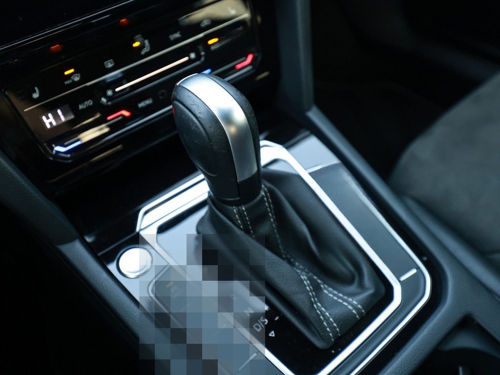 Volkswagen Arteon SB R-Line 2,0 l TDI DSG AHK ACC NAVI SHZ foto 18