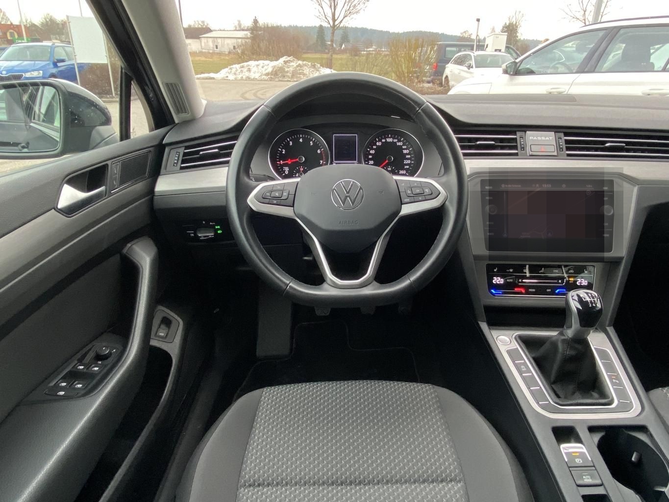 Volkswagen Passat Variant 1.5 TSI APP-CONNECT+AHK+KAMERA+LE foto 9