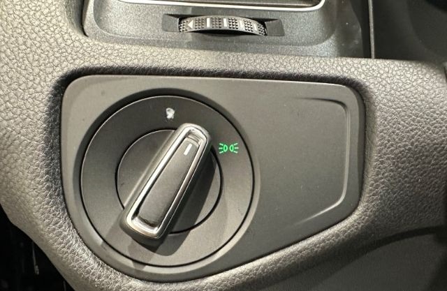 Volkswagen Golf 2.0 TDI DSG Comfortline EU6d-T LED ACC Navi foto 16