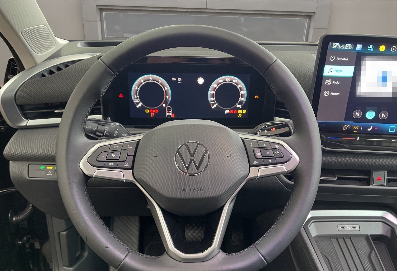 Volkswagen T-Roc Life 1.5 l eTSI OPF DSG ACC AUT Kam. Navi foto 11