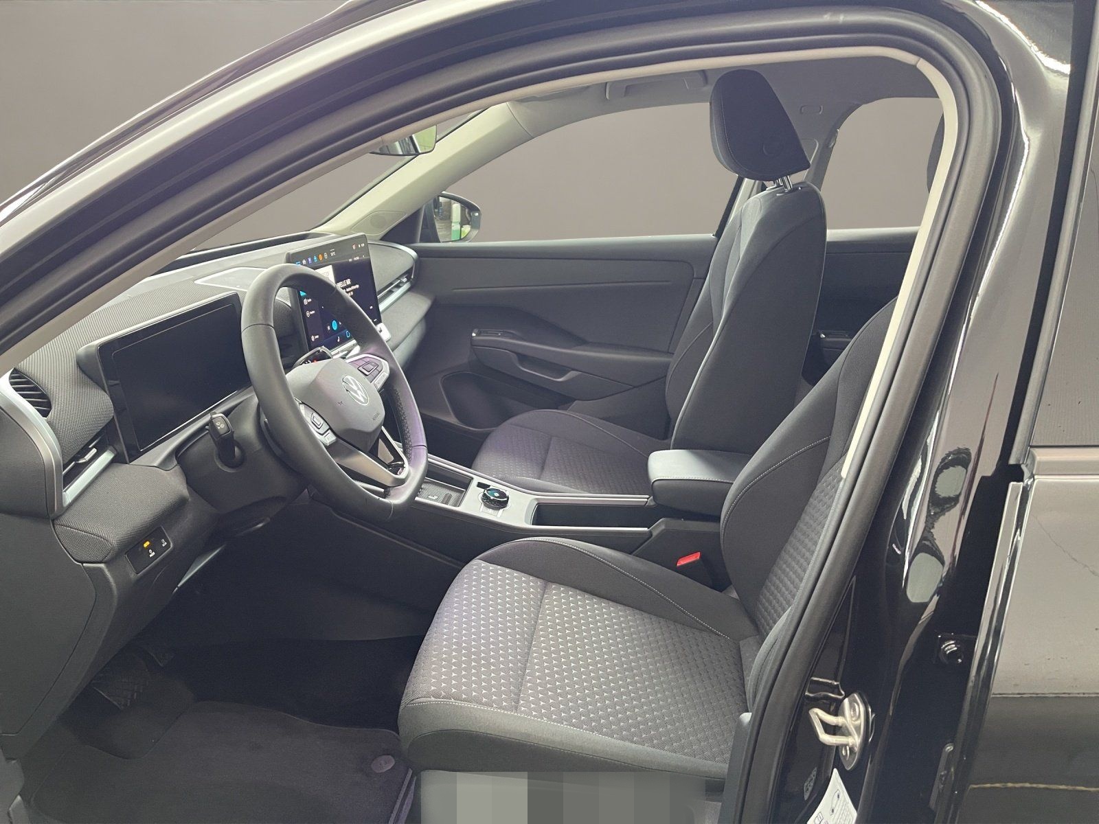 Volkswagen T-Roc Life 1.5 l eTSI OPF DSG ACC AUT Kam. Navi foto 8
