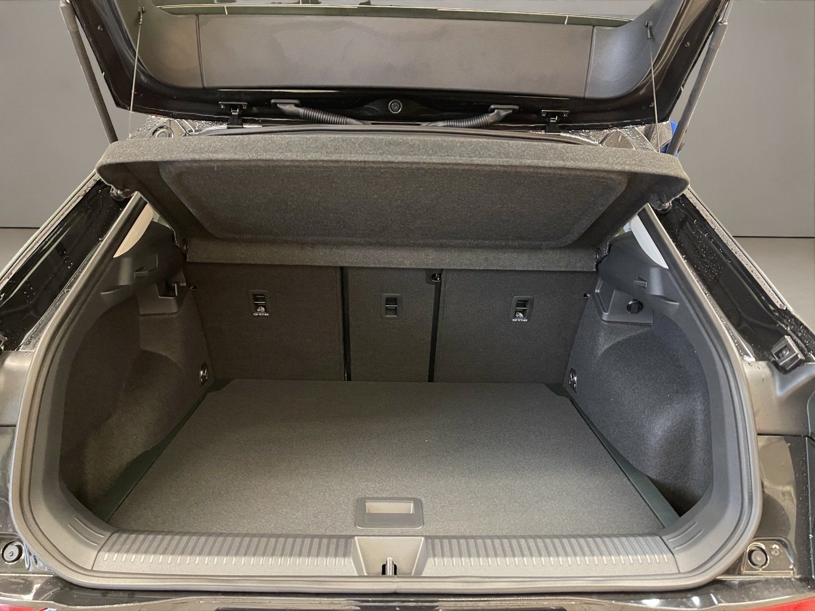 Volkswagen T-Roc Life 1.5 l eTSI OPF DSG ACC AUT Kam. Navi foto 17