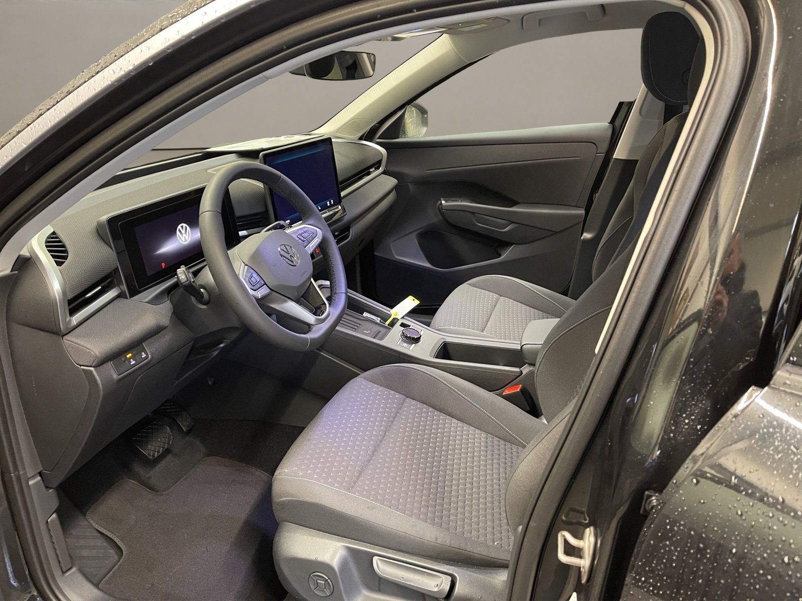Volkswagen T-Roc Life 1.5 l eTSI OPF DSG ACC AUT Kam. Navi foto 8