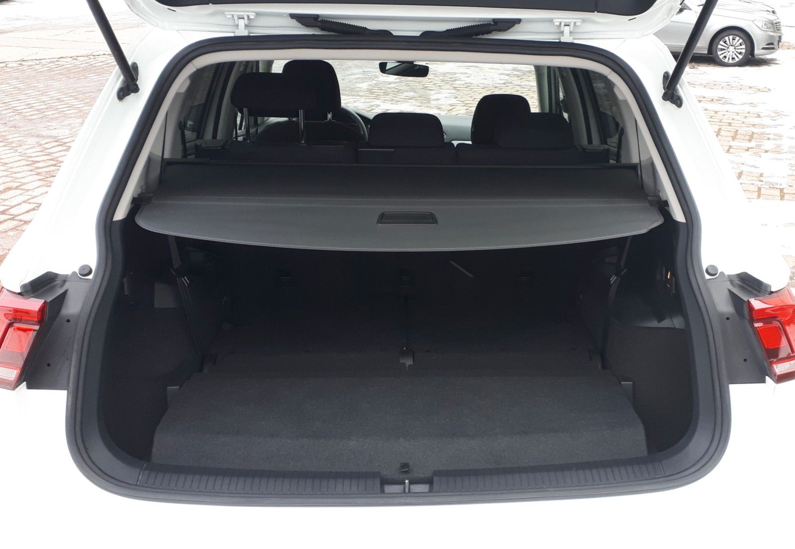 Volkswagen Tiguan Allspace Trendline*7-Sitze,SHZ,PDC* foto 15