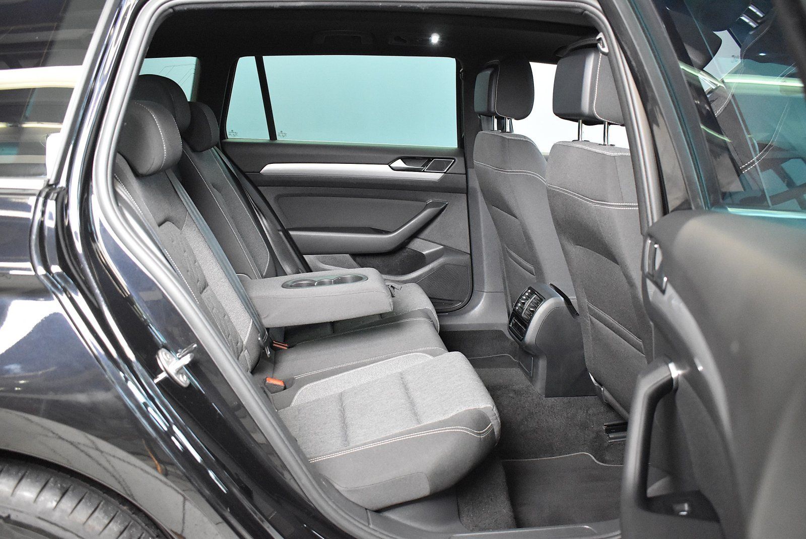 Volkswagen Passat Variant 2.0TDI DSG*Cockpit Digital*LED foto 20