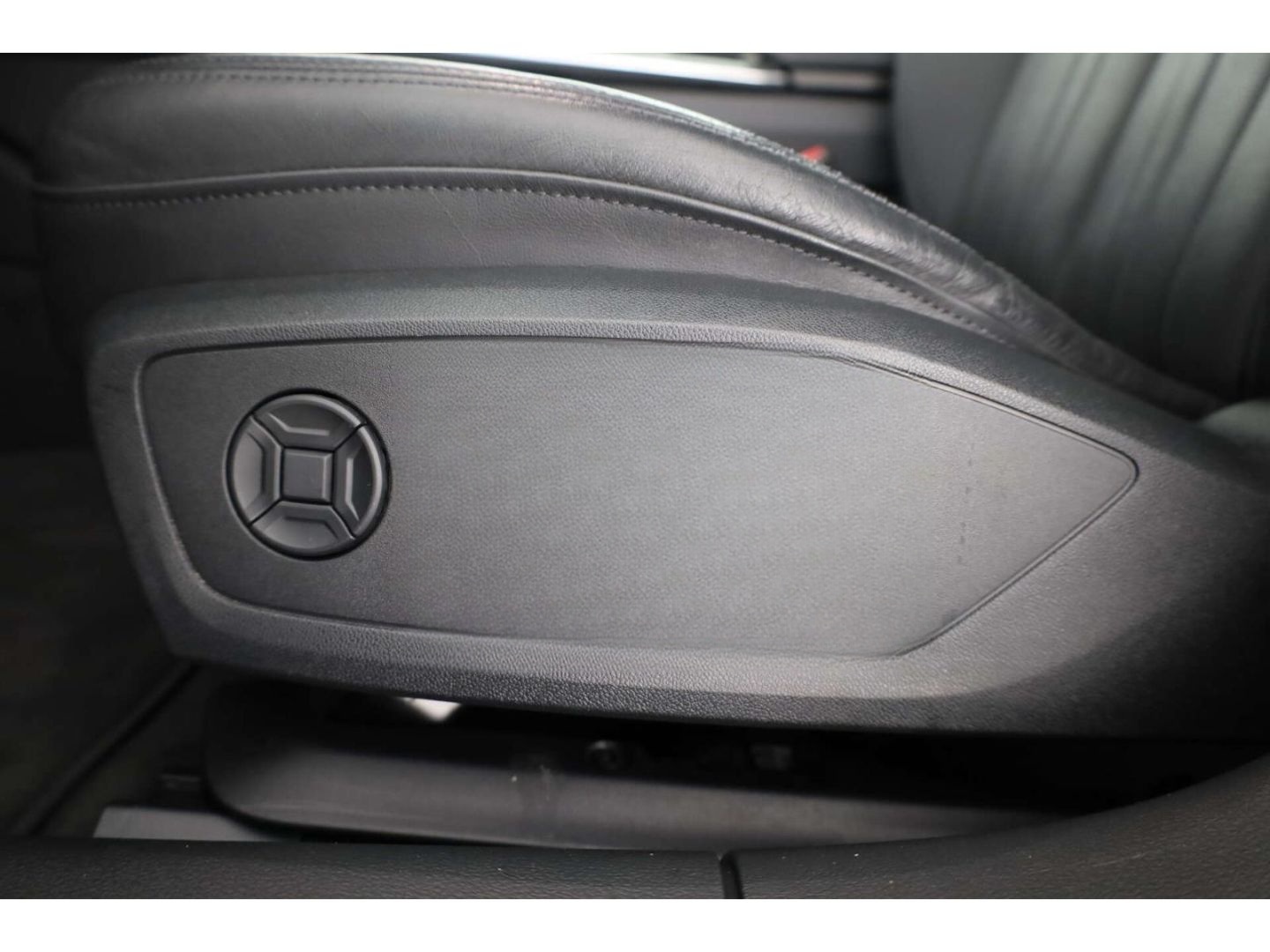 Audi A6 Avant 45 TFSI quattro Design  RFK/Leder/ACC foto 19